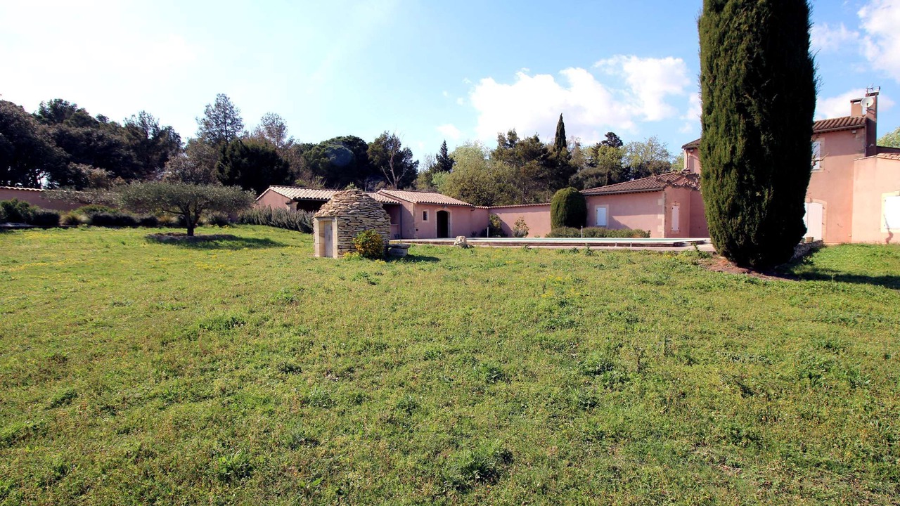 Photo of Outdoor in Noves