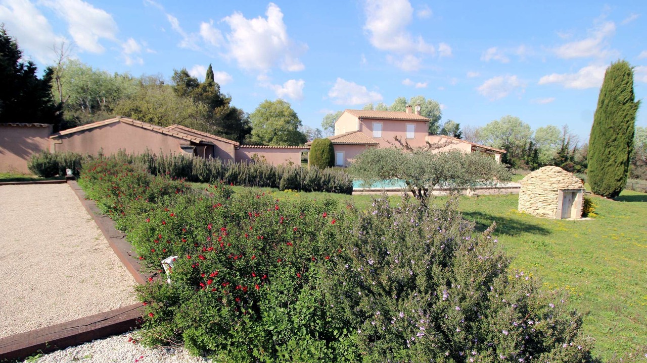 Photo of Outdoor in Noves