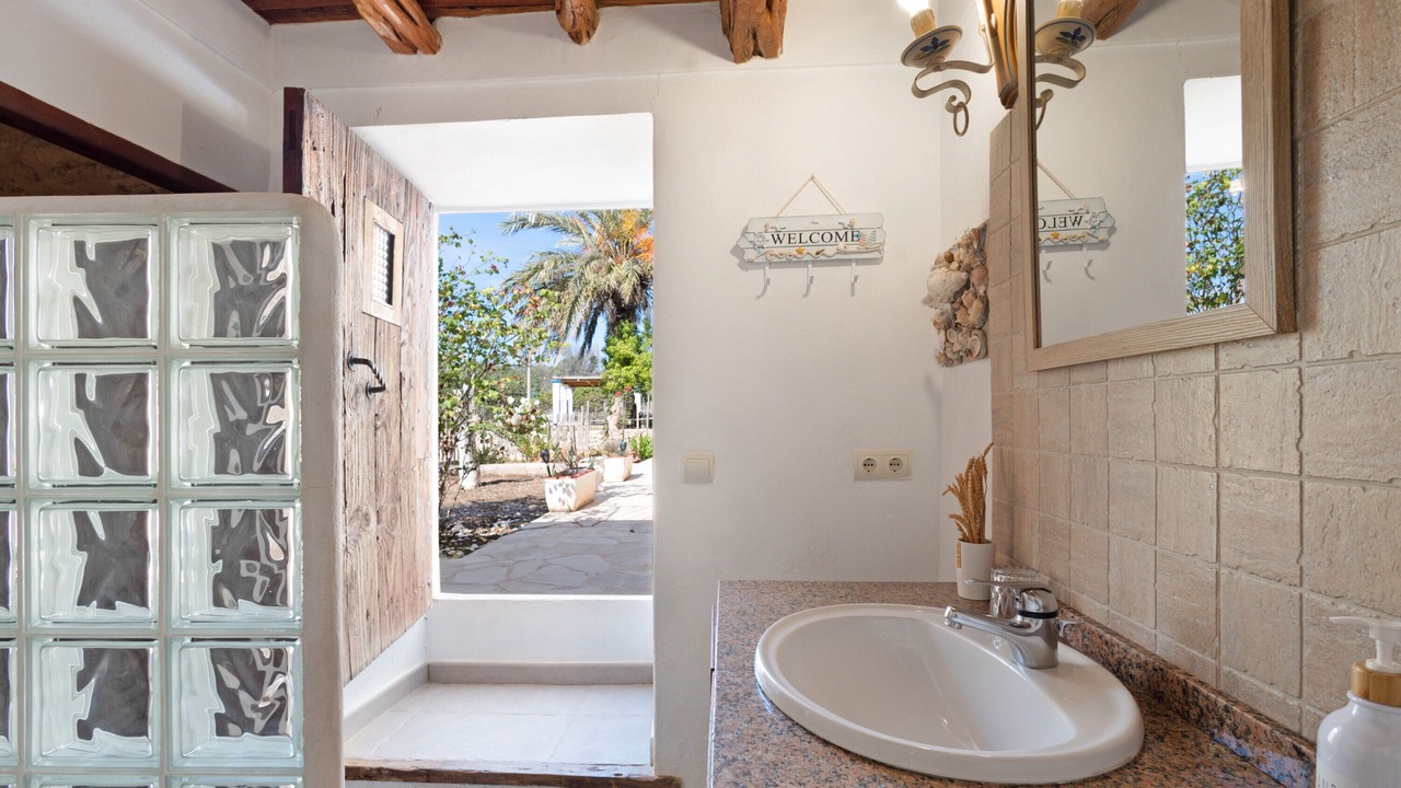 Photo of Bathroom in Sant Carles de Peralta
