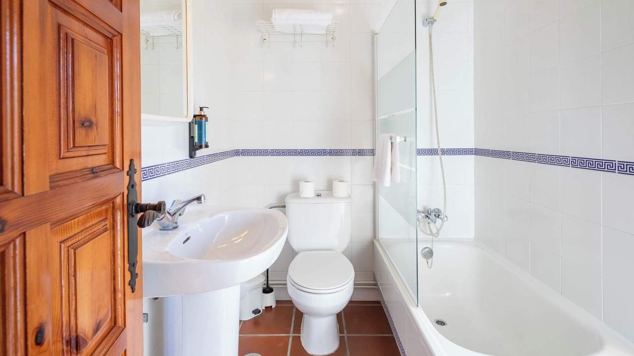 Photo of Bathroom in Tui