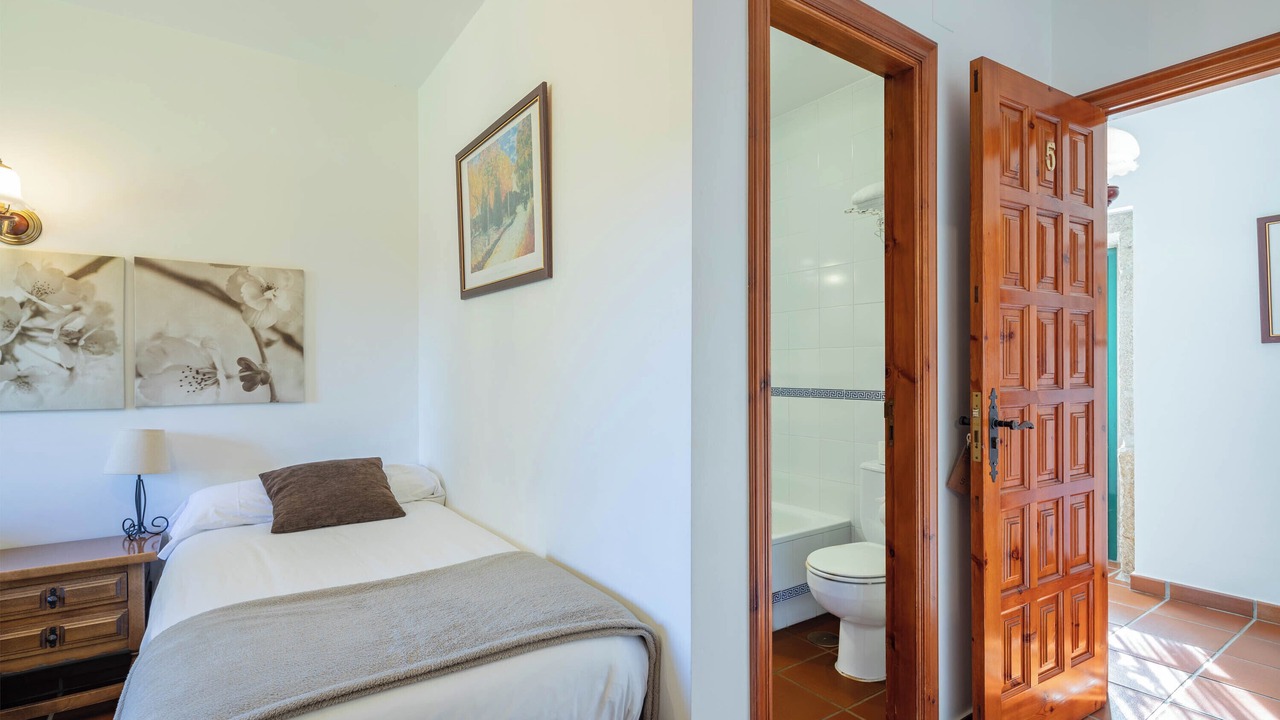 Photo of Bedroom in Areas