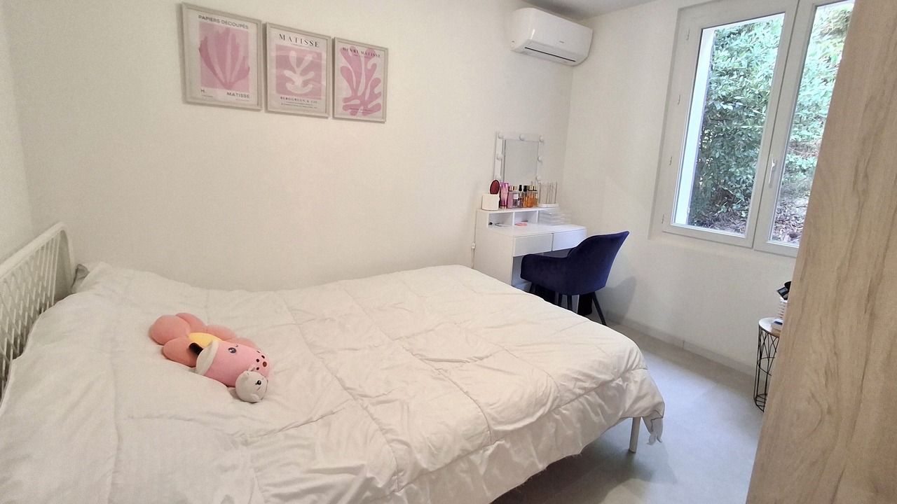 Photo of Bedroom in Pujaut