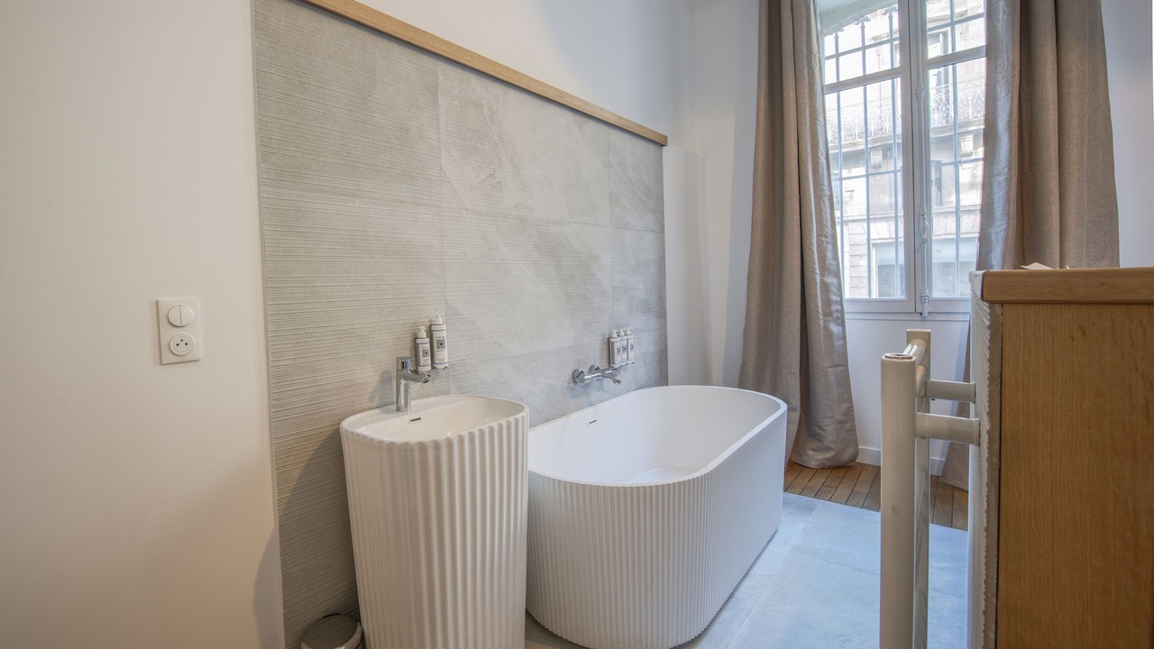 Photo of Bathroom in Avignon City Centre
