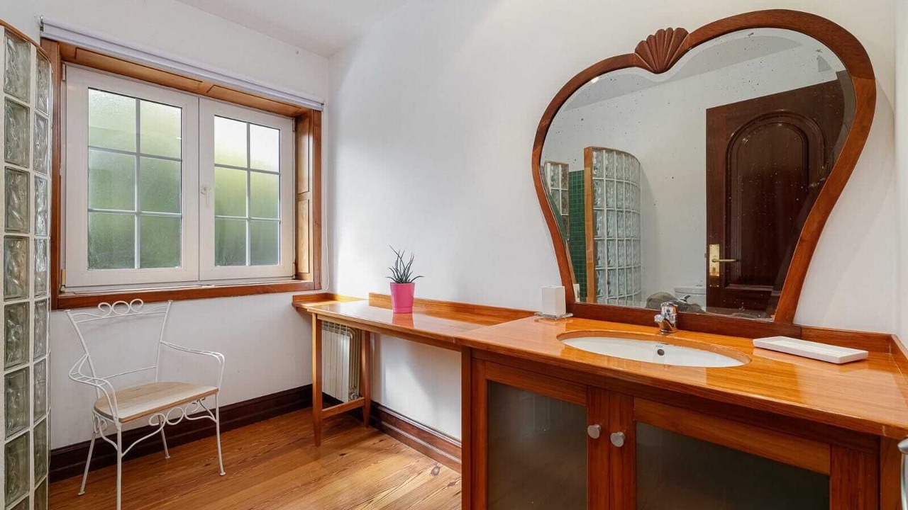 Photo of Bathroom in Baiona Old Town