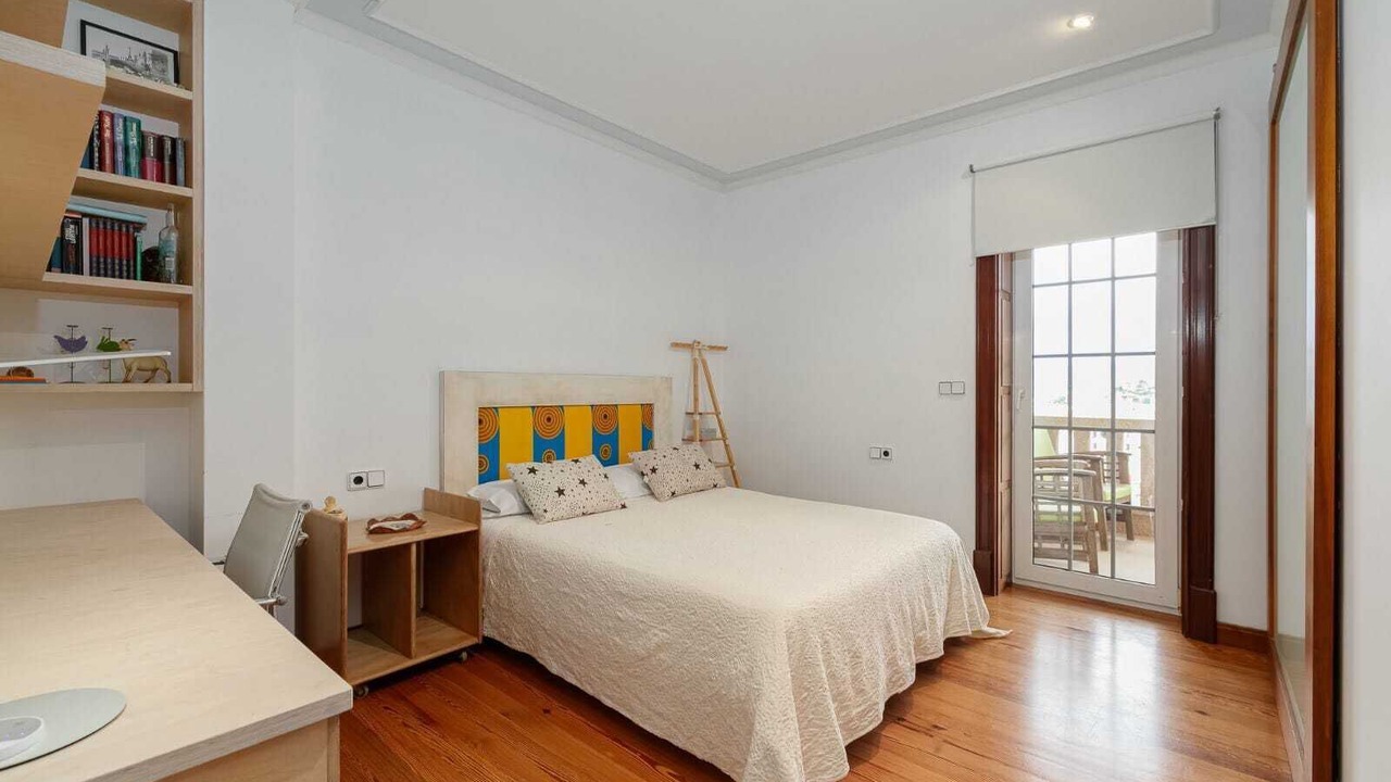 Photo of Bedroom in Baiona Old Town