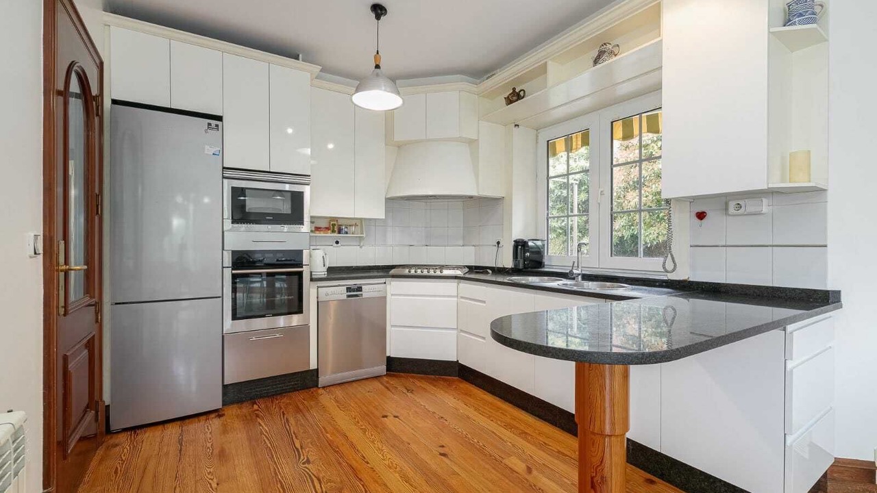 Photo of Kitchen in Baiona Old Town