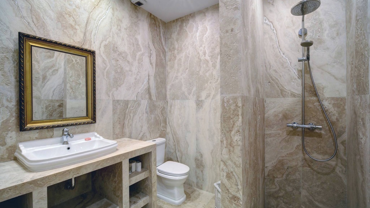 Photo of Bathroom in New Golden Mile