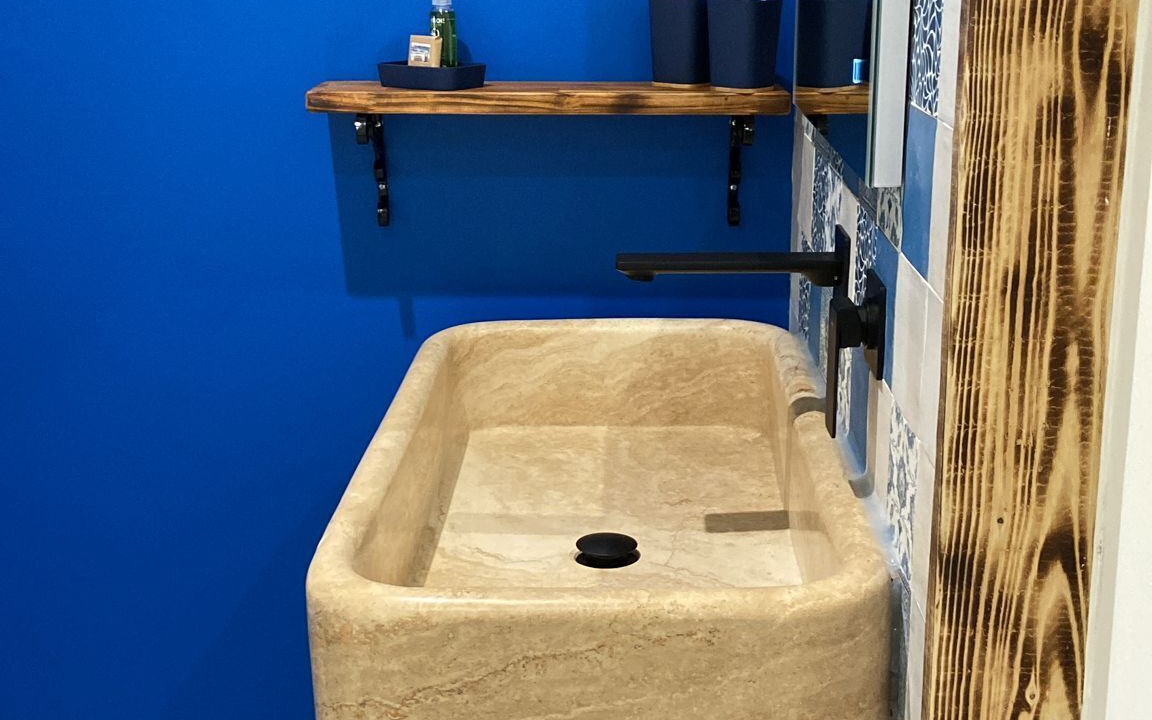 Photo of Bathroom in Arles