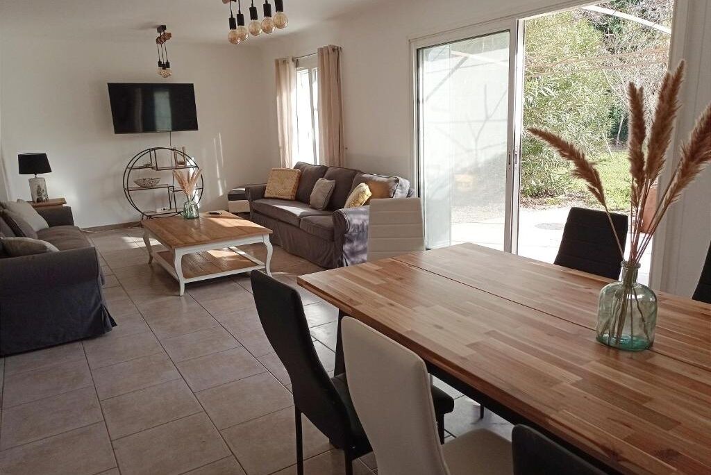 Photo of Livingroom in Le Sambuc