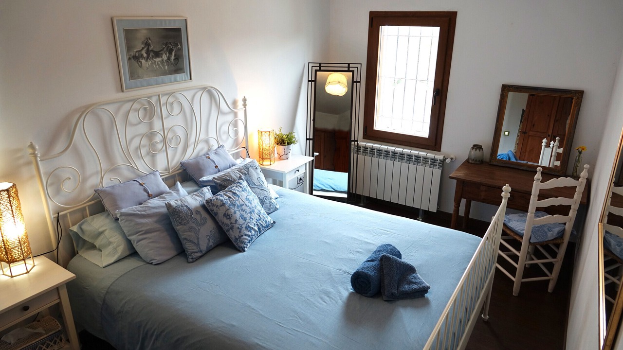 Photo of Bedroom in Llubi