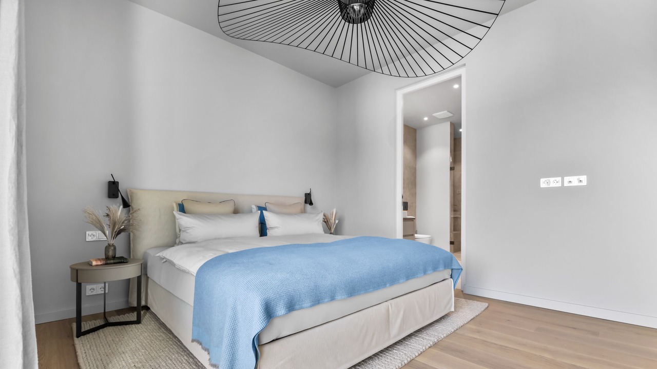 Photo of Bedroom in List