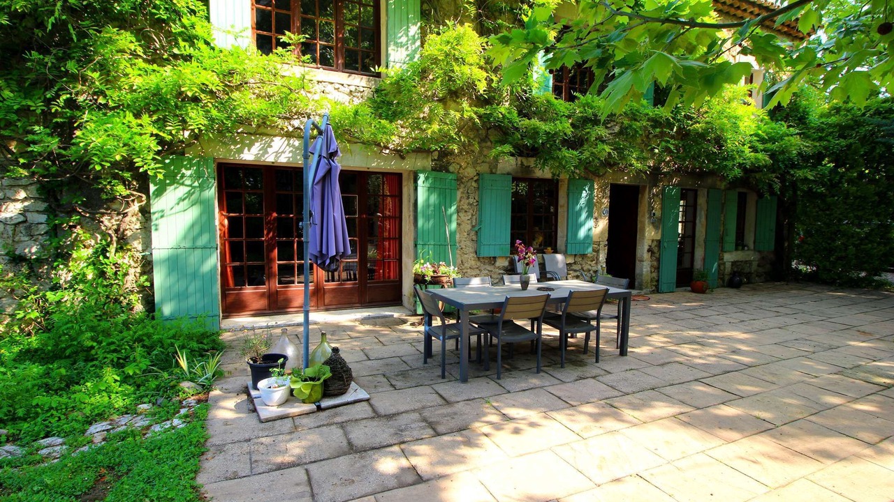 Photo of Outdoor in Noves