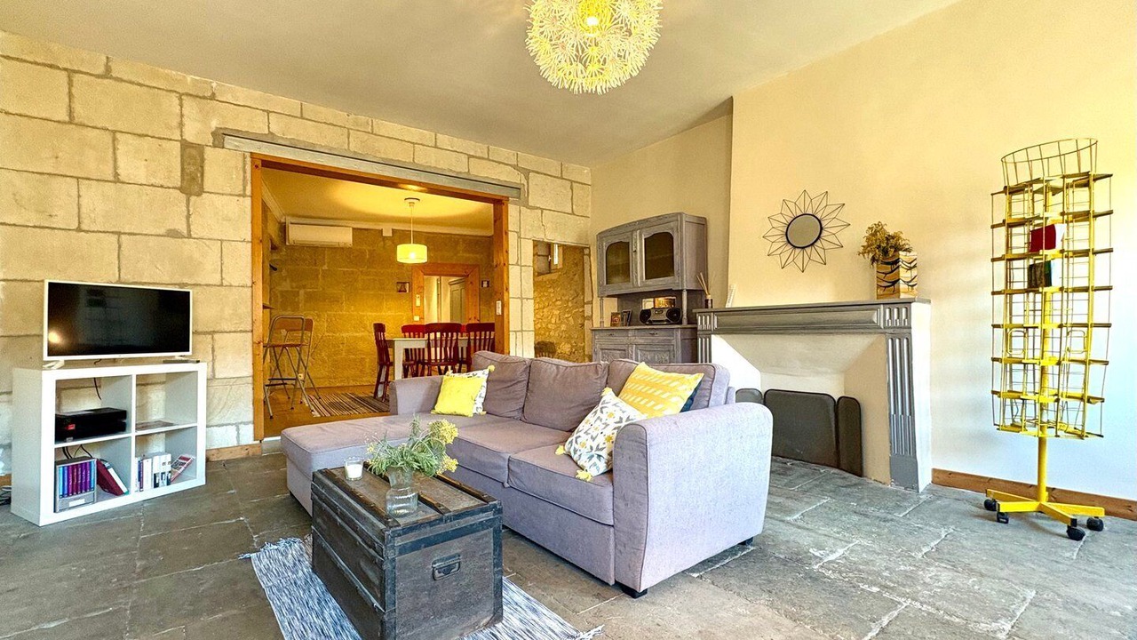 Photo of Livingroom in Quartier Administrations