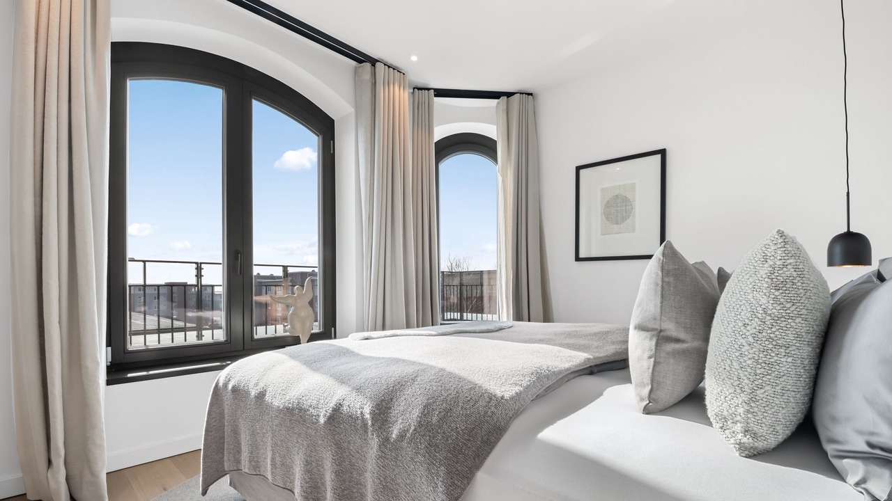 Photo of Bedroom in List
