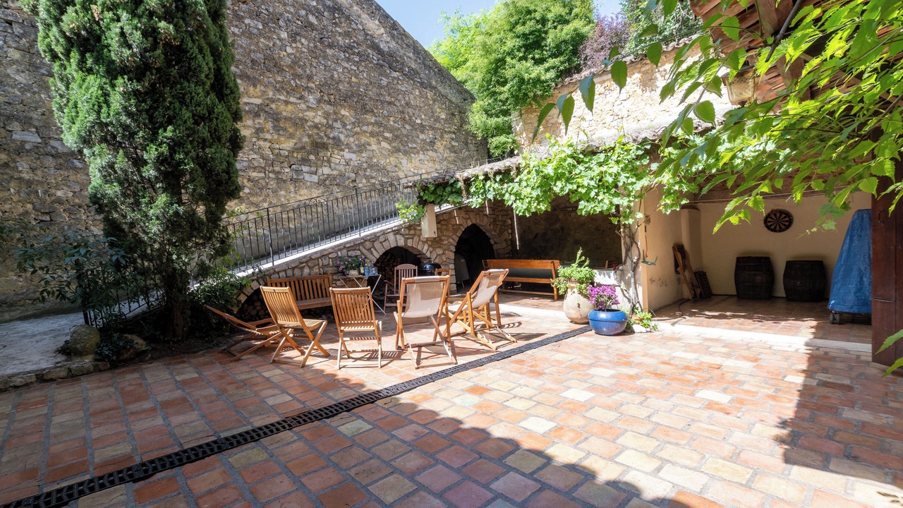 Photo of Outdoor in Lagorce