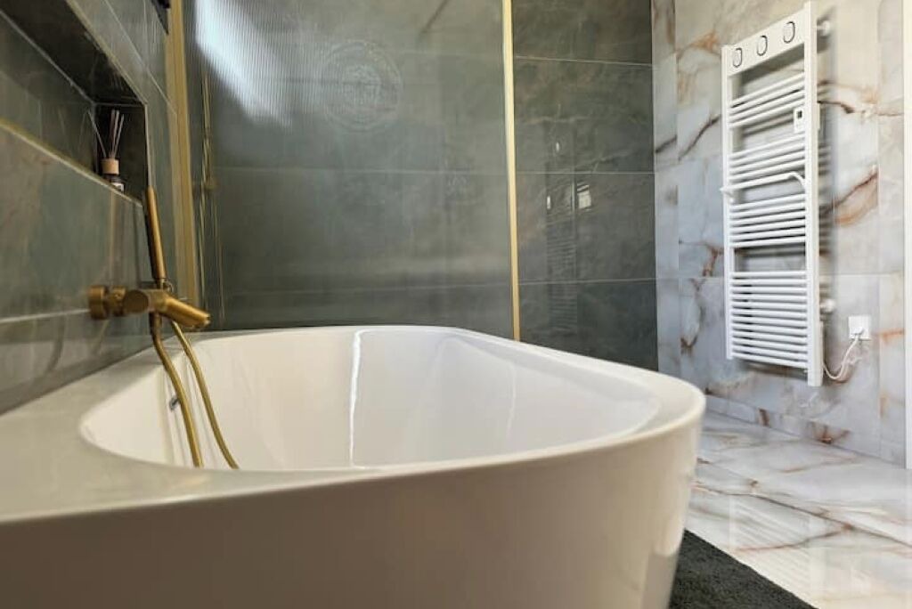Photo of Bathroom in Quartier des Espesses