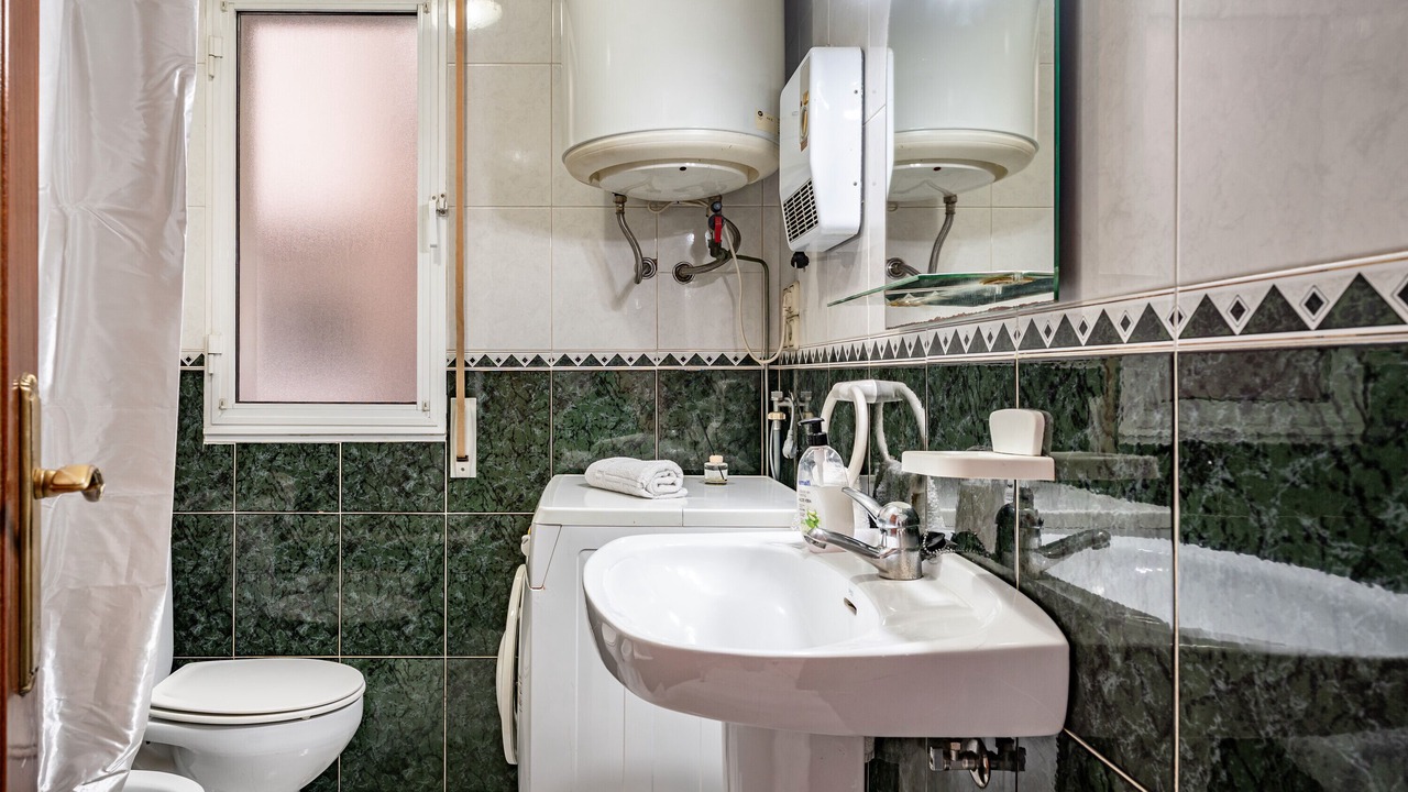 Photo of Bathroom in Figueras (Castropol)
