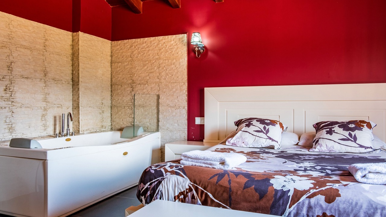 Photo of Bedroom in Navalguijo