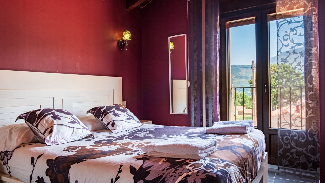 Photo of Bedroom in Navalguijo