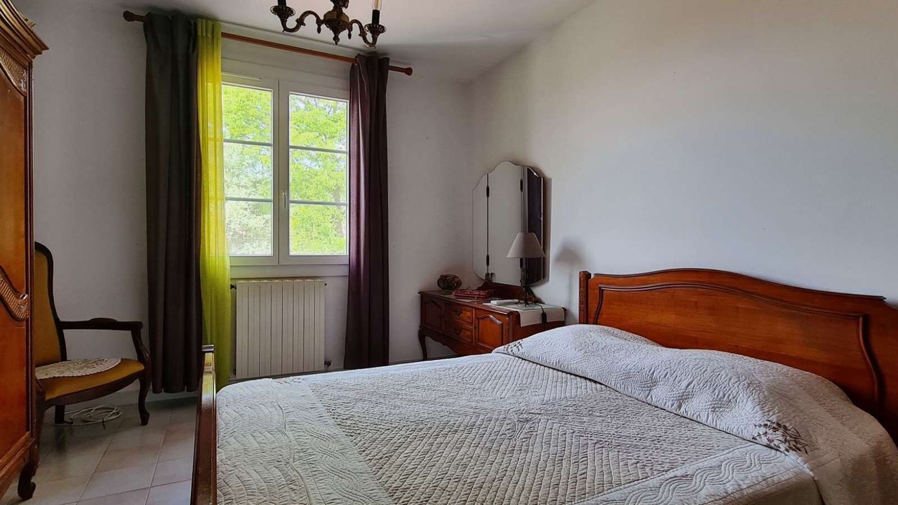 Photo of Bedroom in Chateauneuf-du-Pape