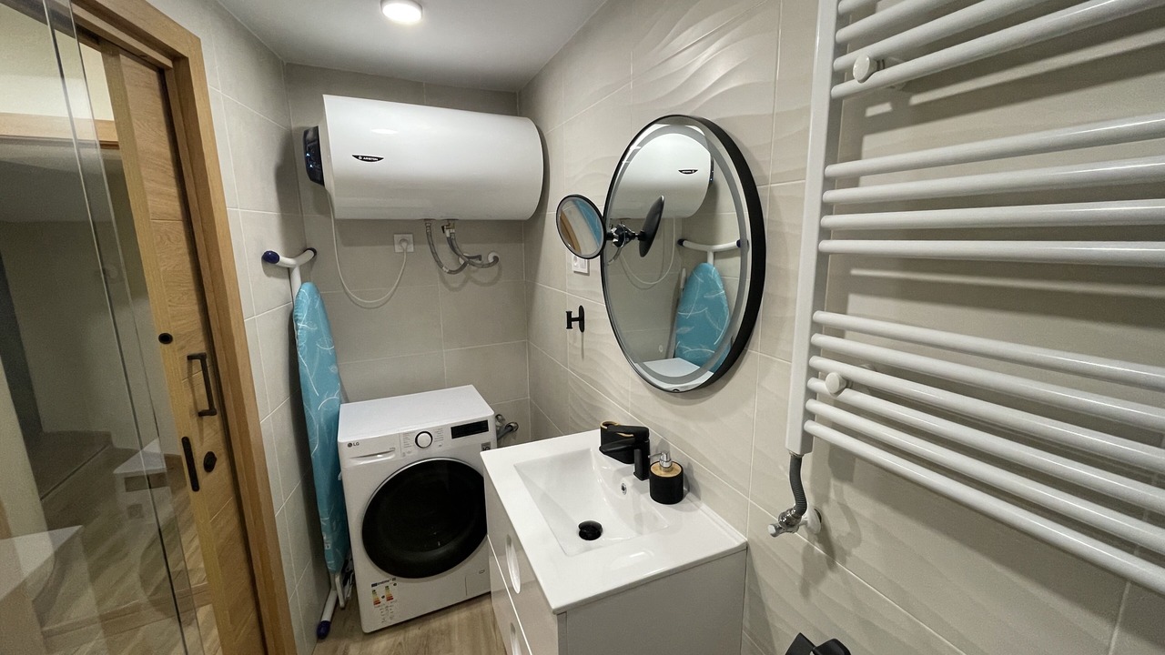 Photo of Bathroom in Buendia