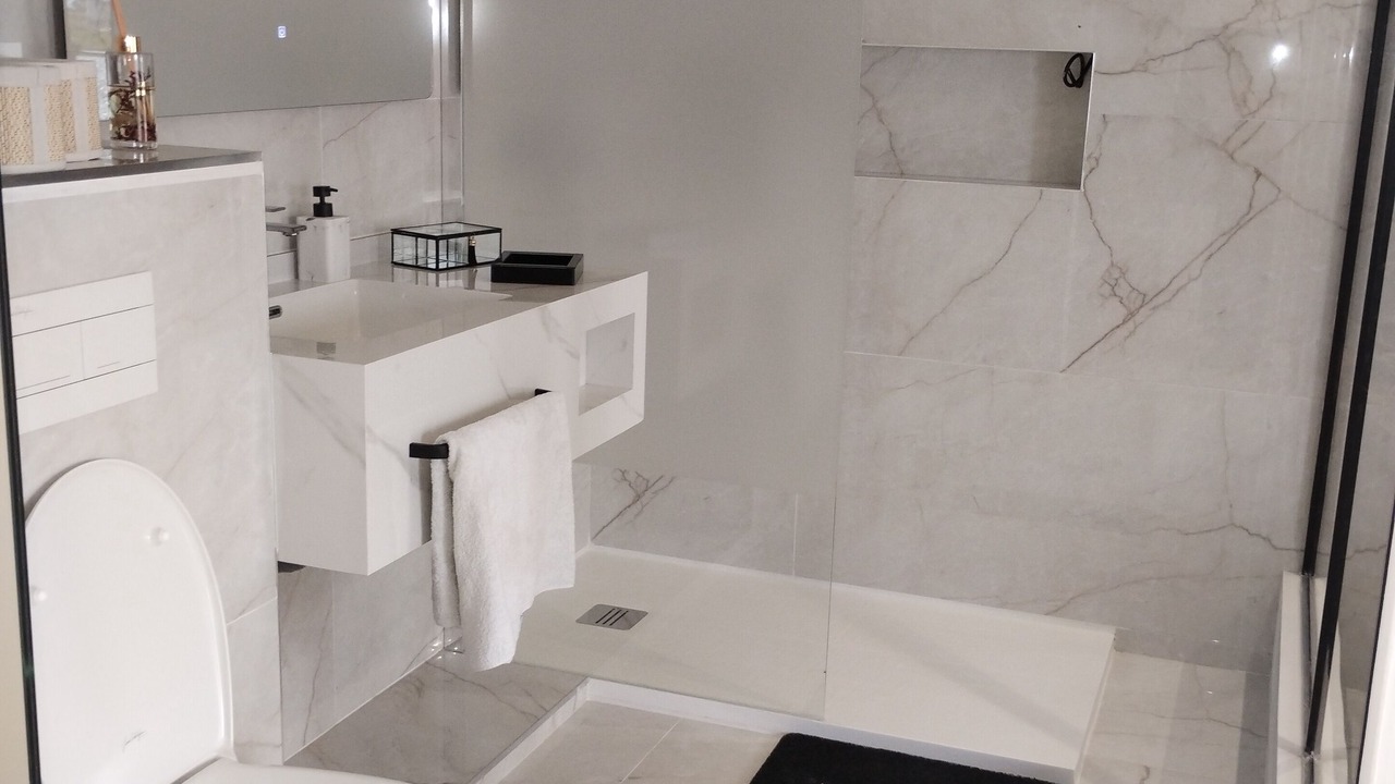 Photo of Bathroom in Charly