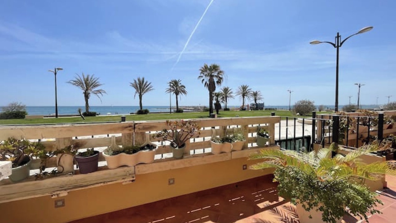 Photo of Patio Balcony in Port Saplaya
