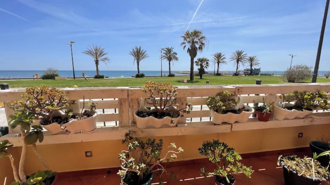Photo of Patio Balcony in Port Saplaya