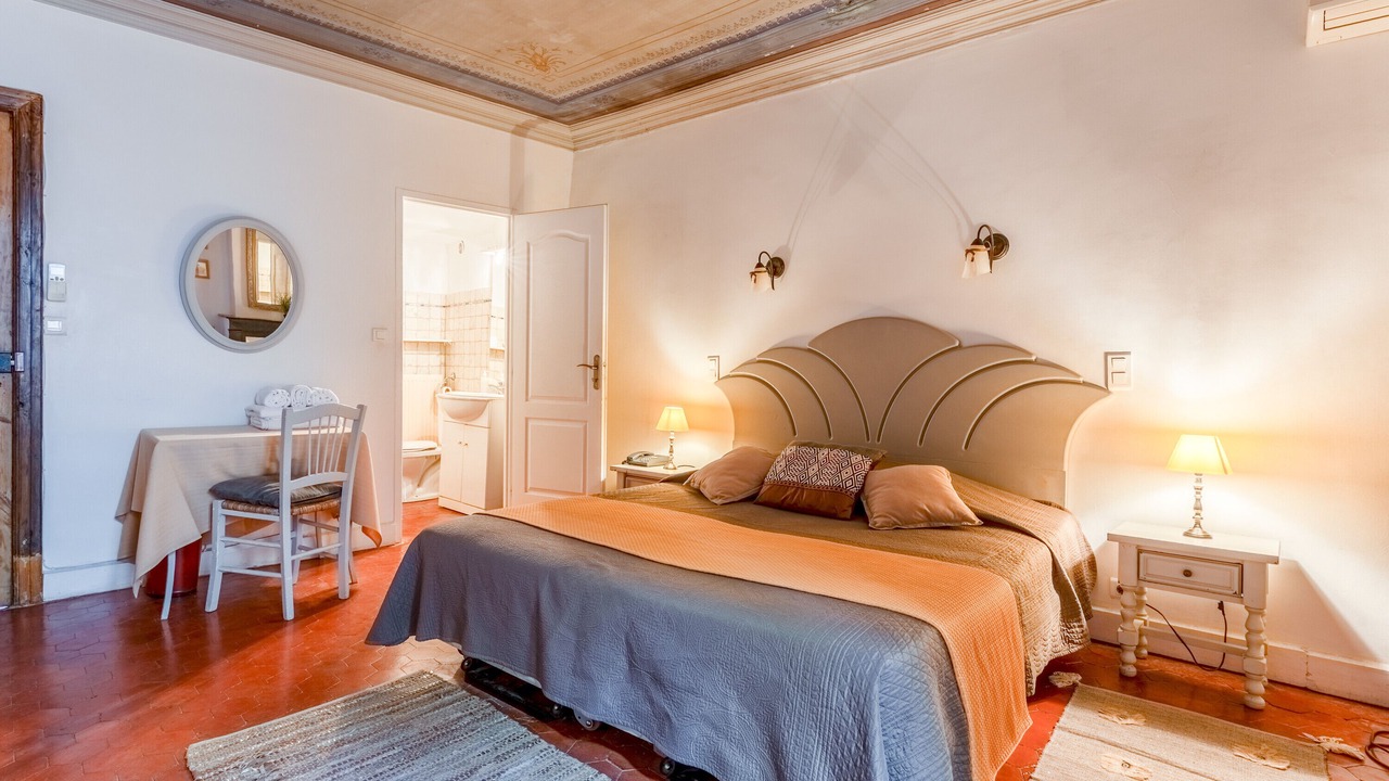 Photo of Bedroom in Collias