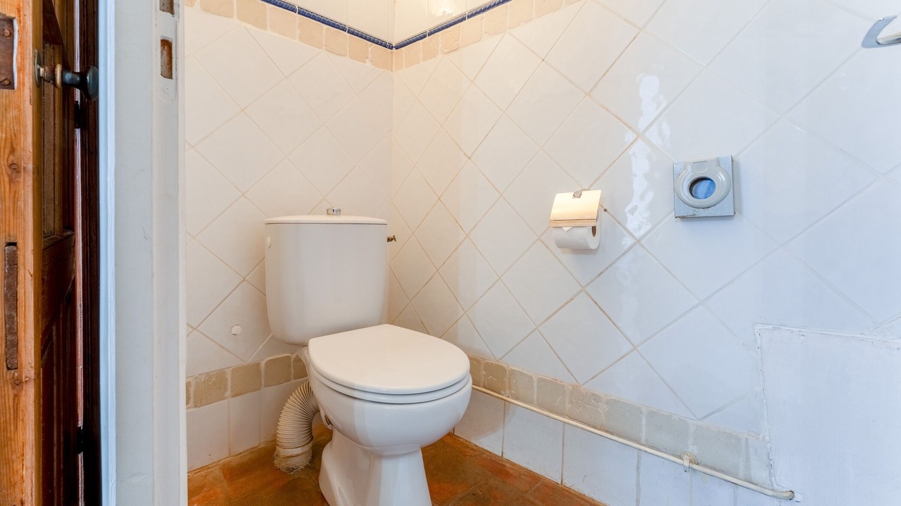 Photo of Bathroom in Collias