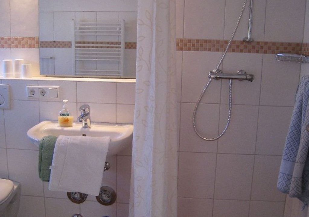 Photo of Bathroom in Suderende