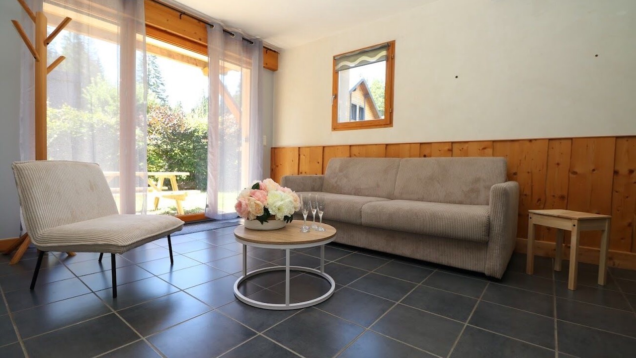 Photo of Livingroom in Premanon