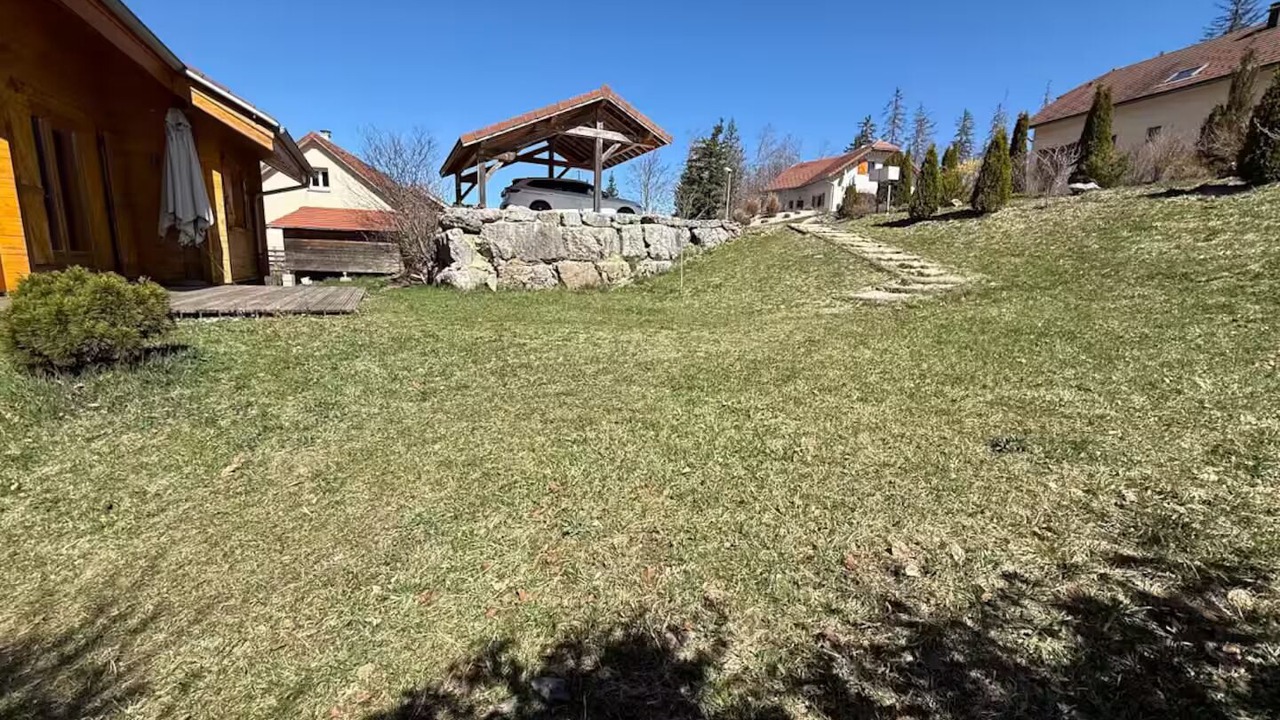 Photo of Outdoor in Premanon