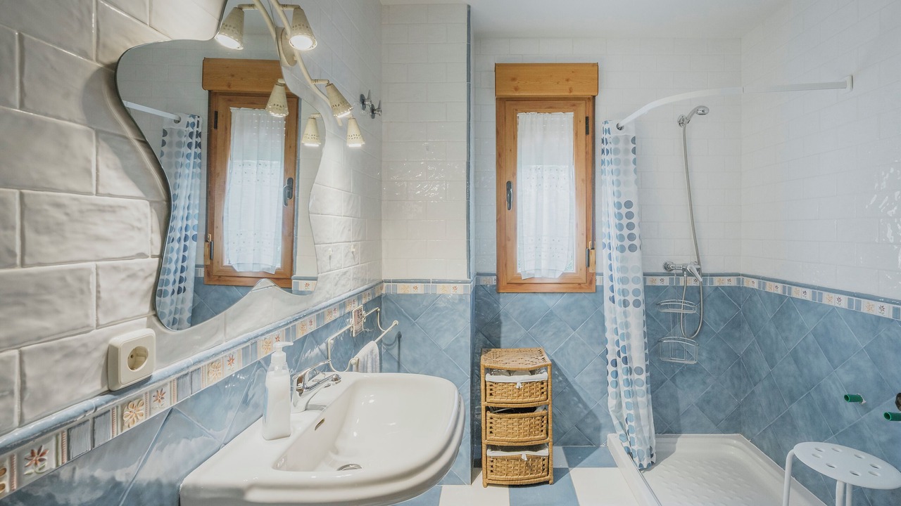 Photo of Bathroom in Caballar