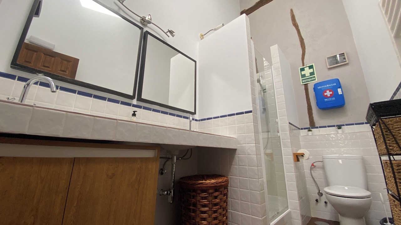 Photo of Bathroom in Adrados