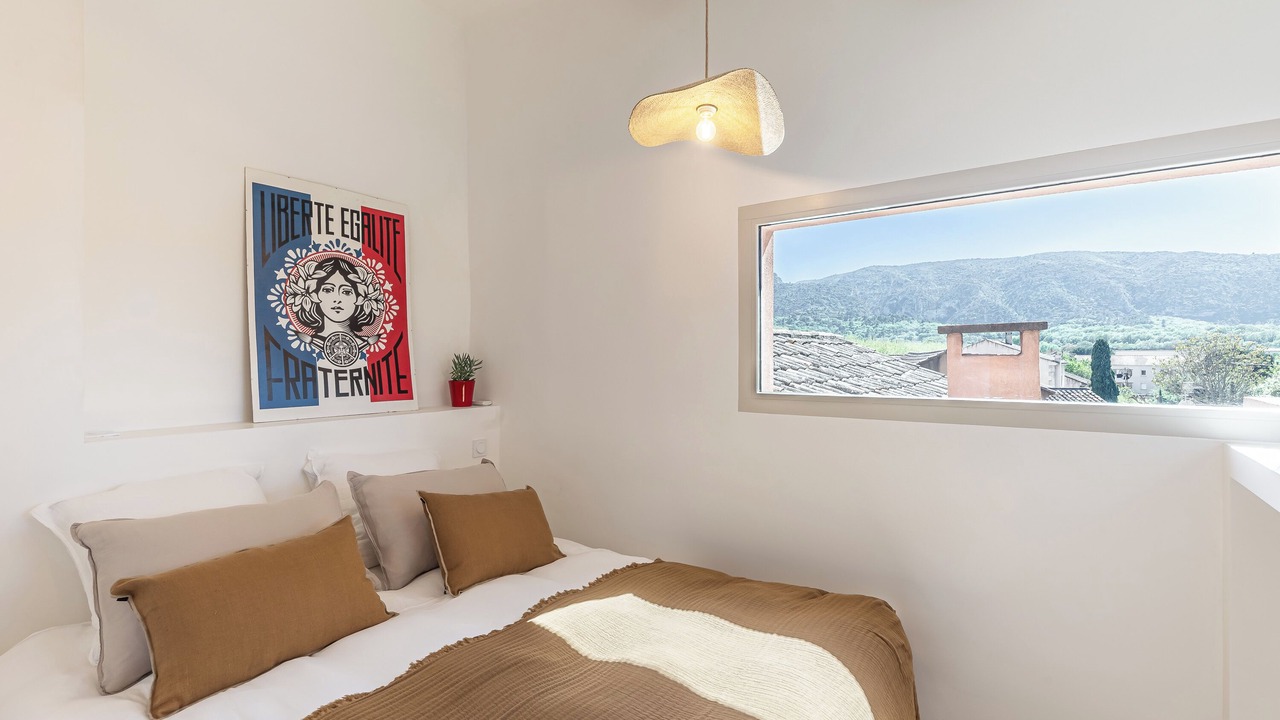 Photo of Bedroom in Oppede