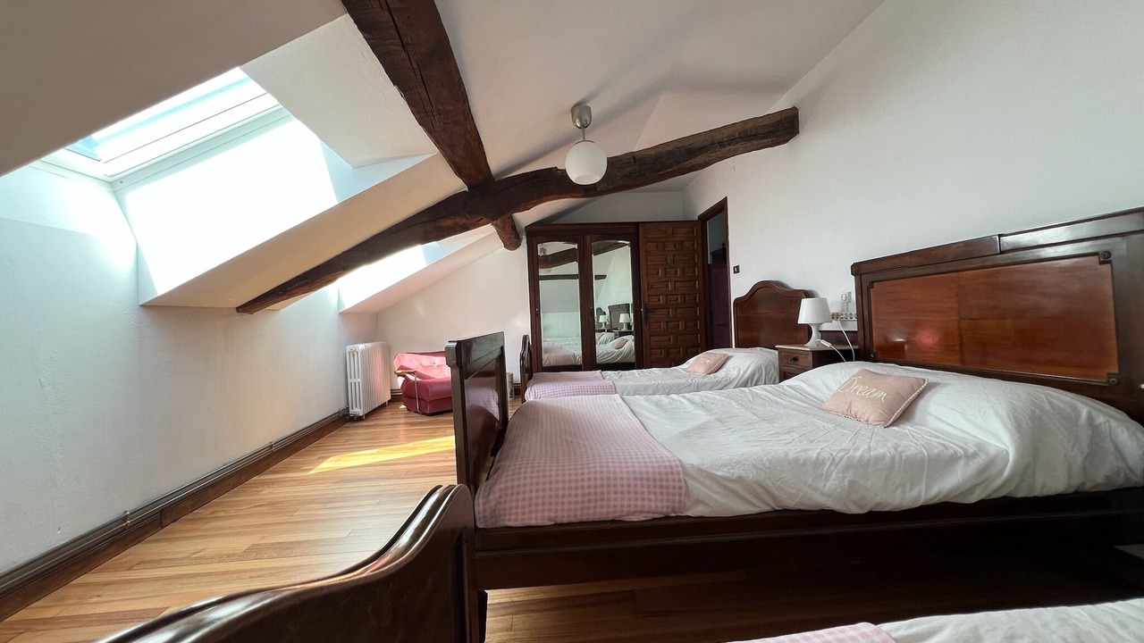 Photo of Bedroom in Entrambasaguas