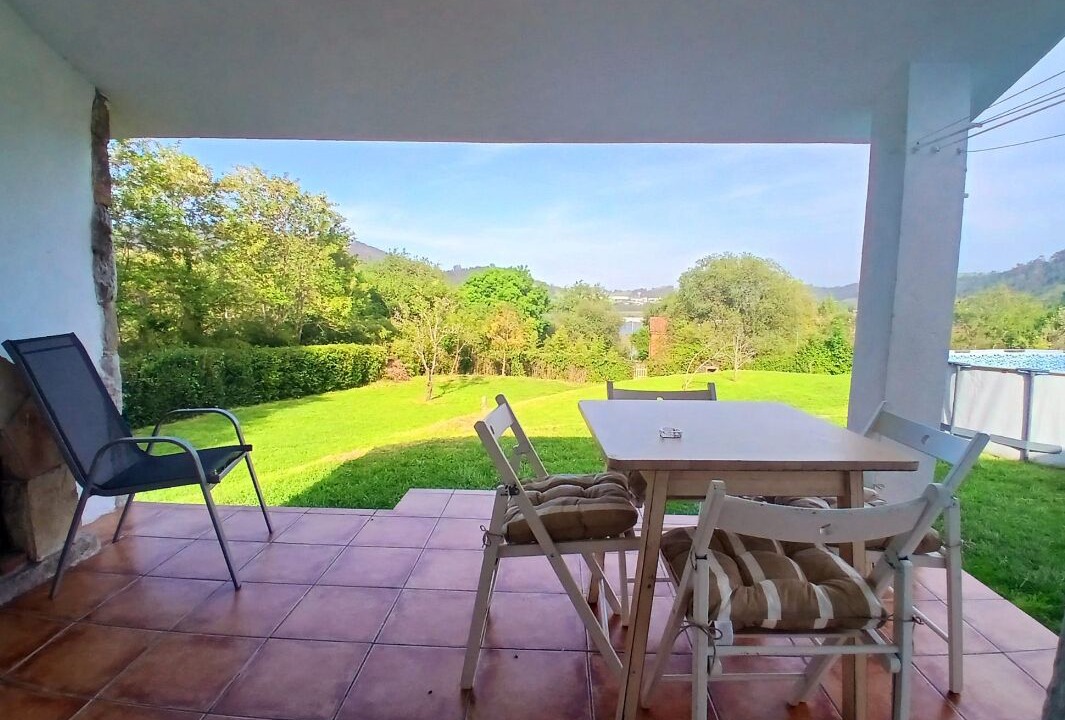 Photo of Outdoor in Pesues