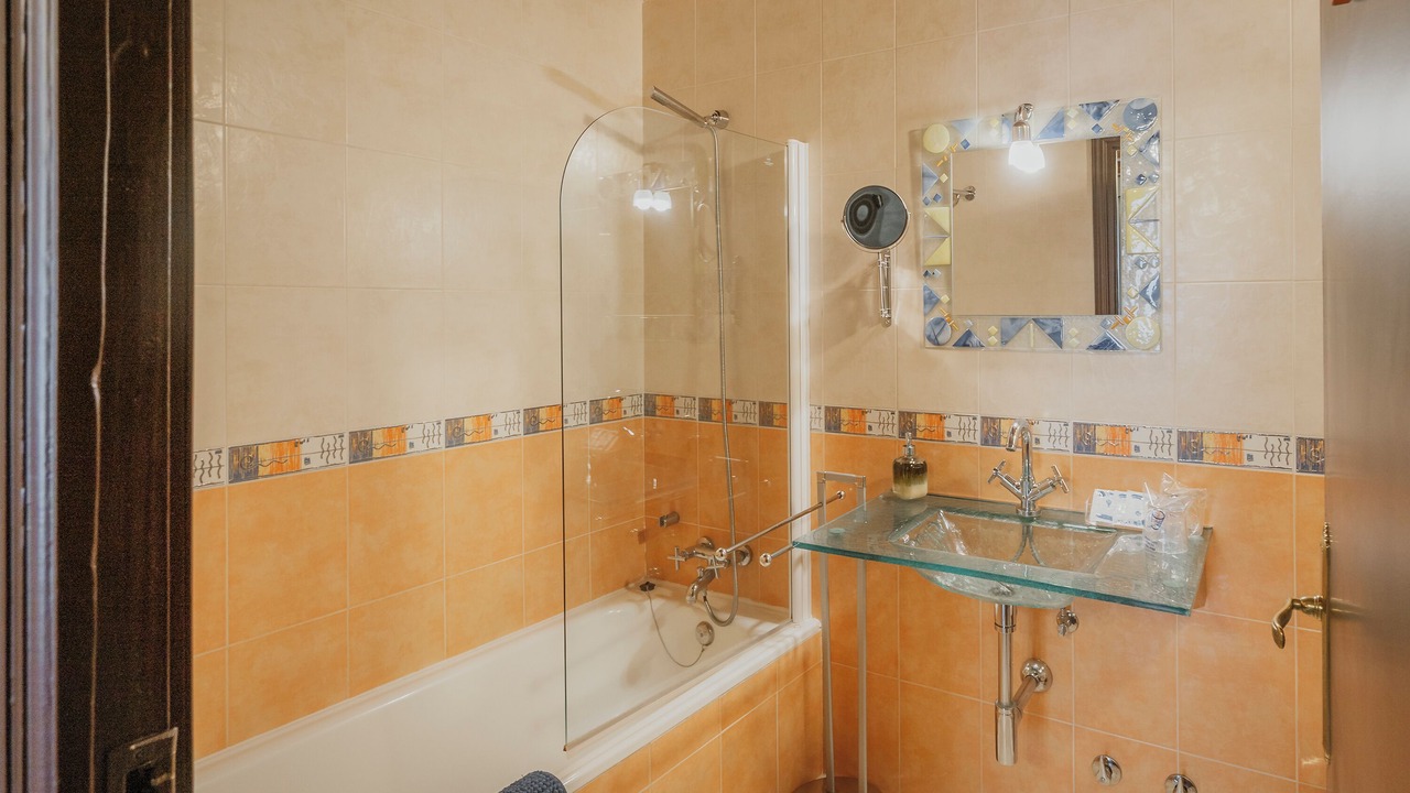 Photo of Bathroom in Tabladillo