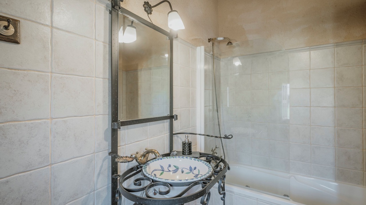 Photo of Bathroom in Tabladillo