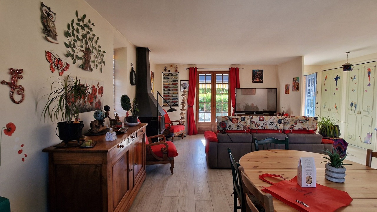 Photo of Others in Lunel