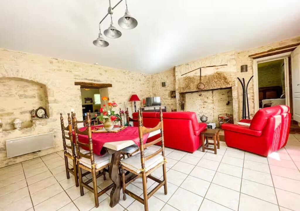 Photo of Livingroom in Martel