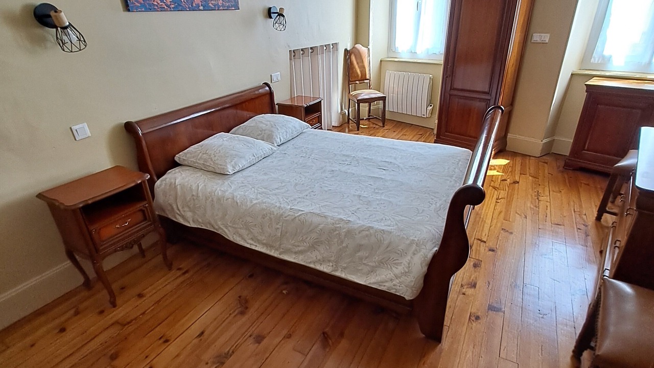Photo of Bedroom in Saint-Gaudens