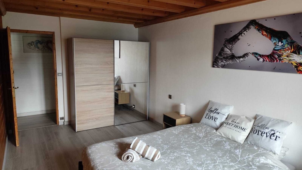 Photo of Bedroom in Eteaux