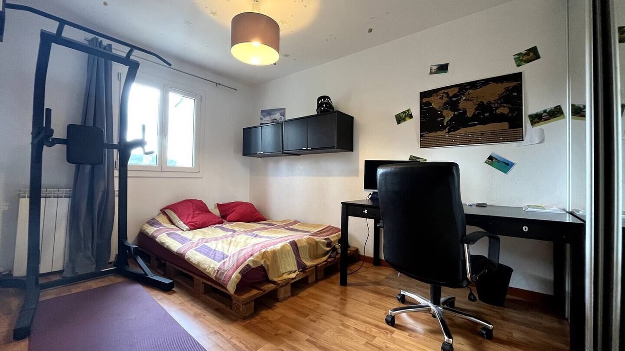 Photo of Bedroom in Bouc-Bel-Air