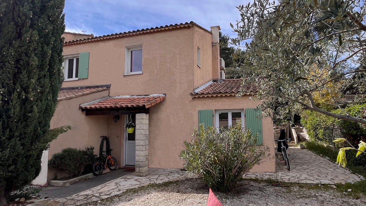 Photo of Outdoor in Bouc-Bel-Air