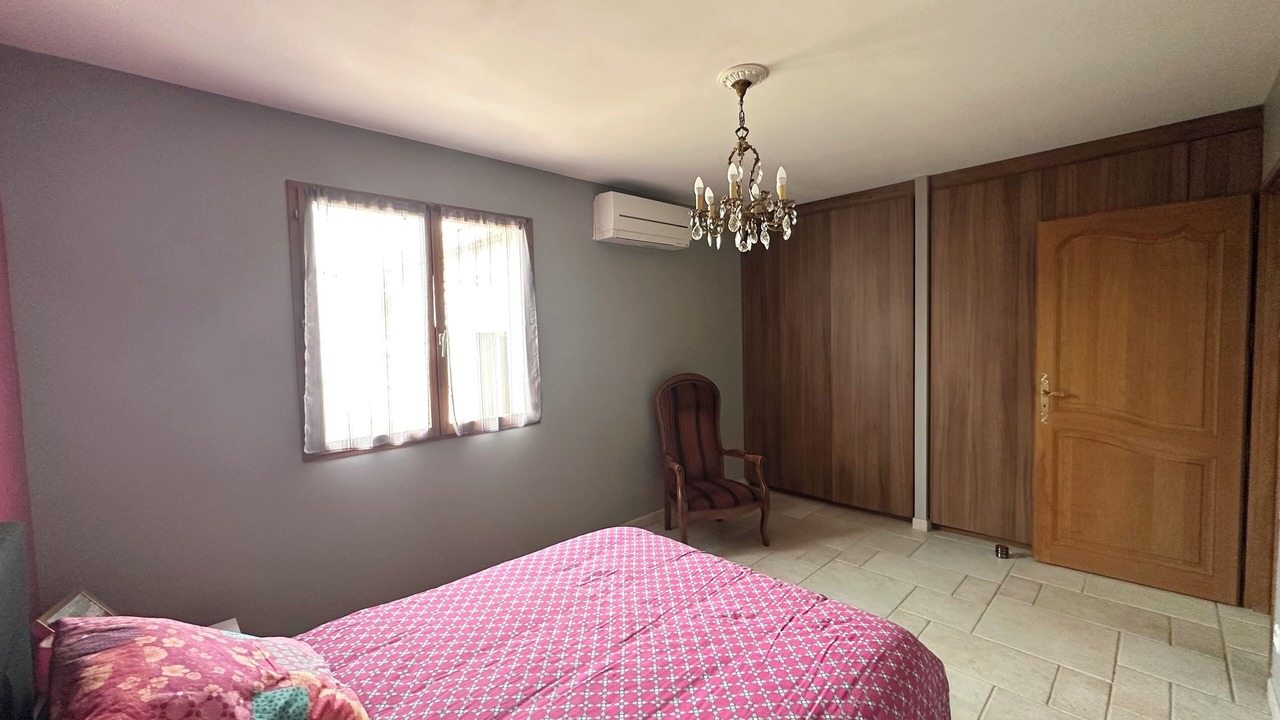 Photo of Bedroom in Lunel