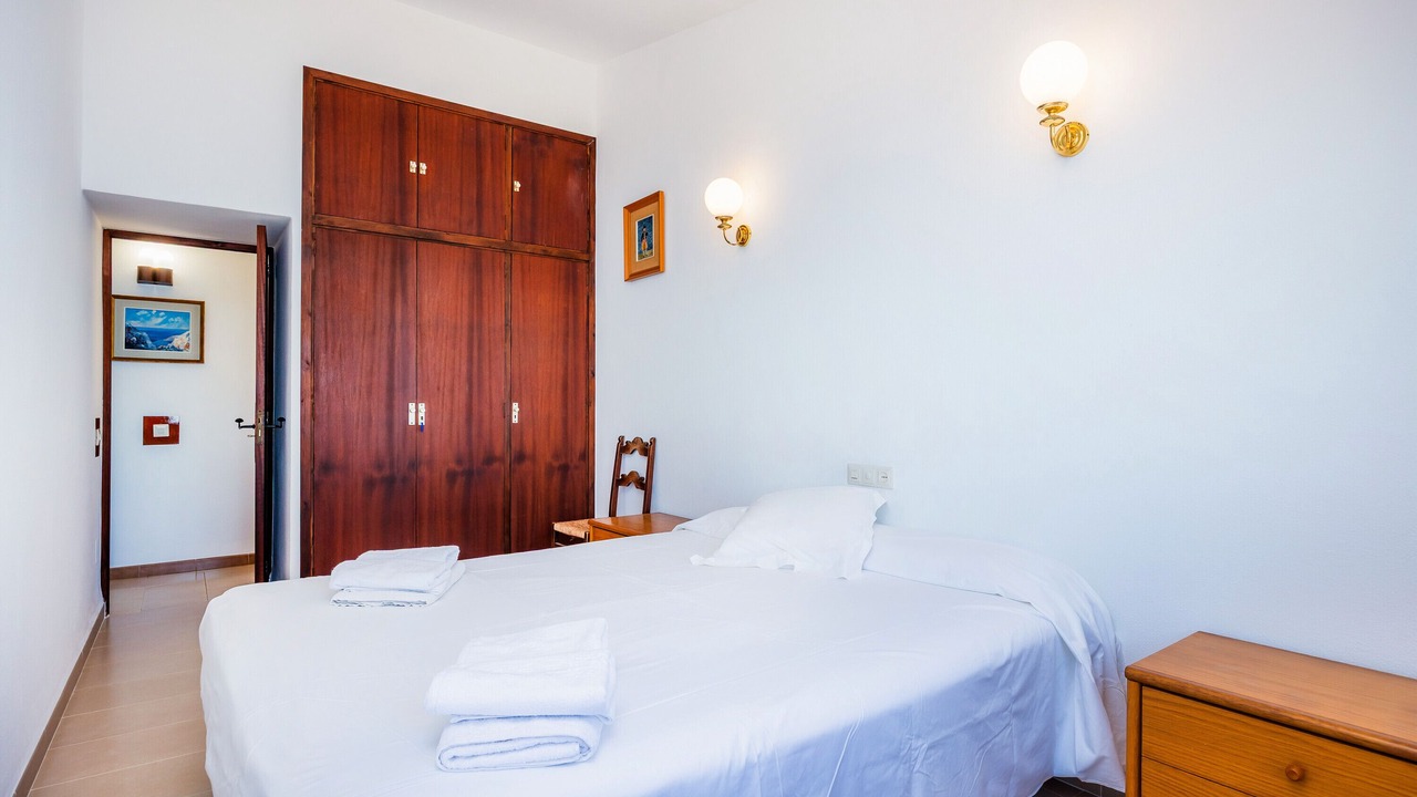 Photo of Bedroom in Banyalbufar