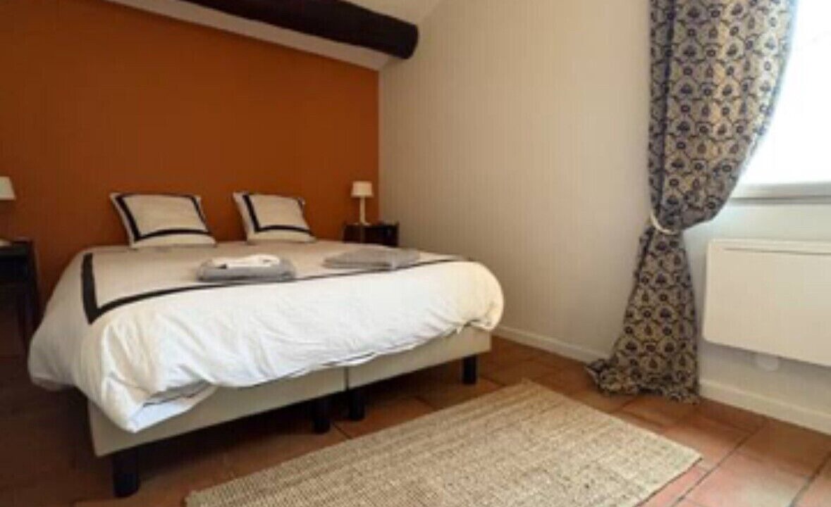 Photo of Bedroom in Pomerols