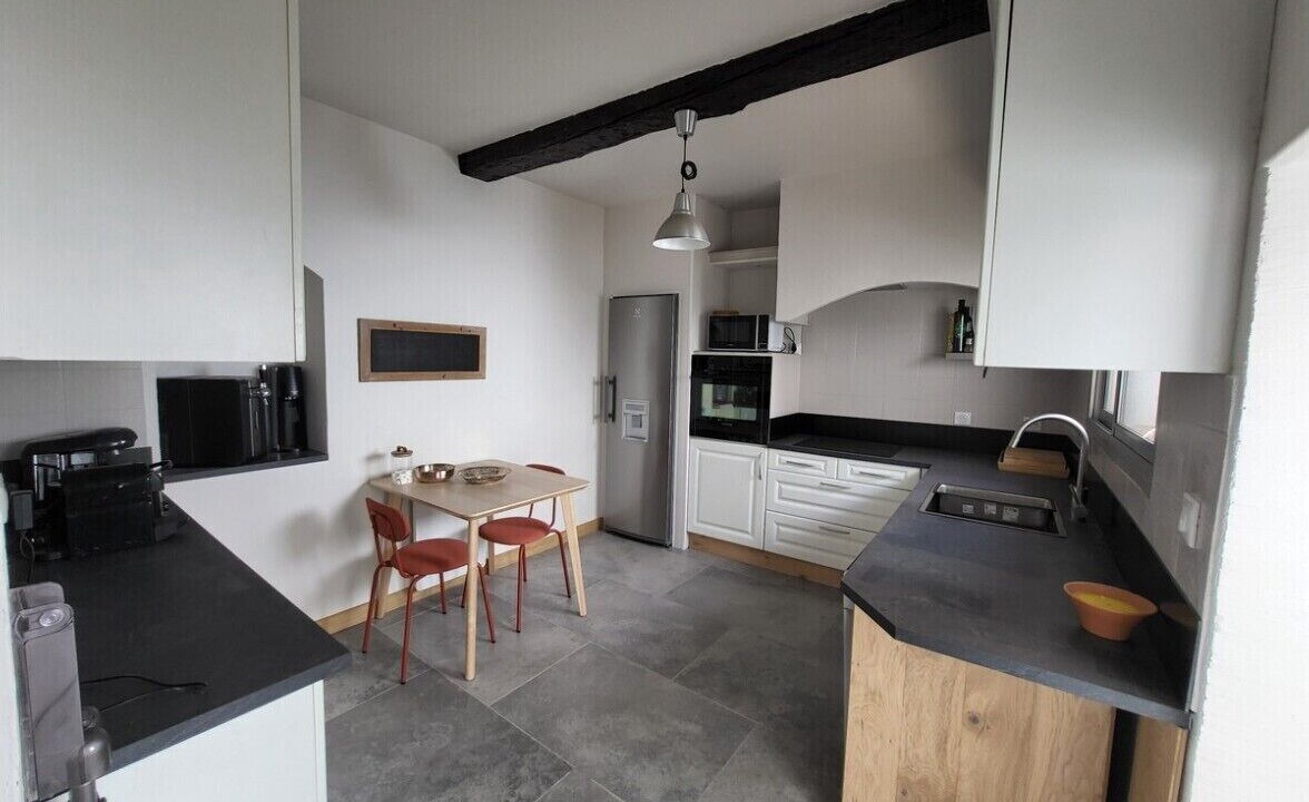 Photo of Kitchen in Pomerols